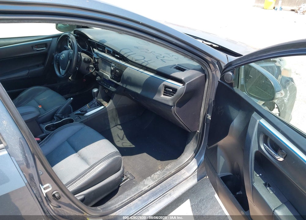 2015 TOYOTA COROLLA VIN: 5YFBURHE3FP272655