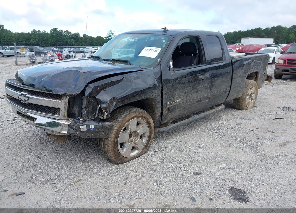 2011 CHEVROLET SILVERADO 1500 VIN: 1GCRCSE09BZ421717