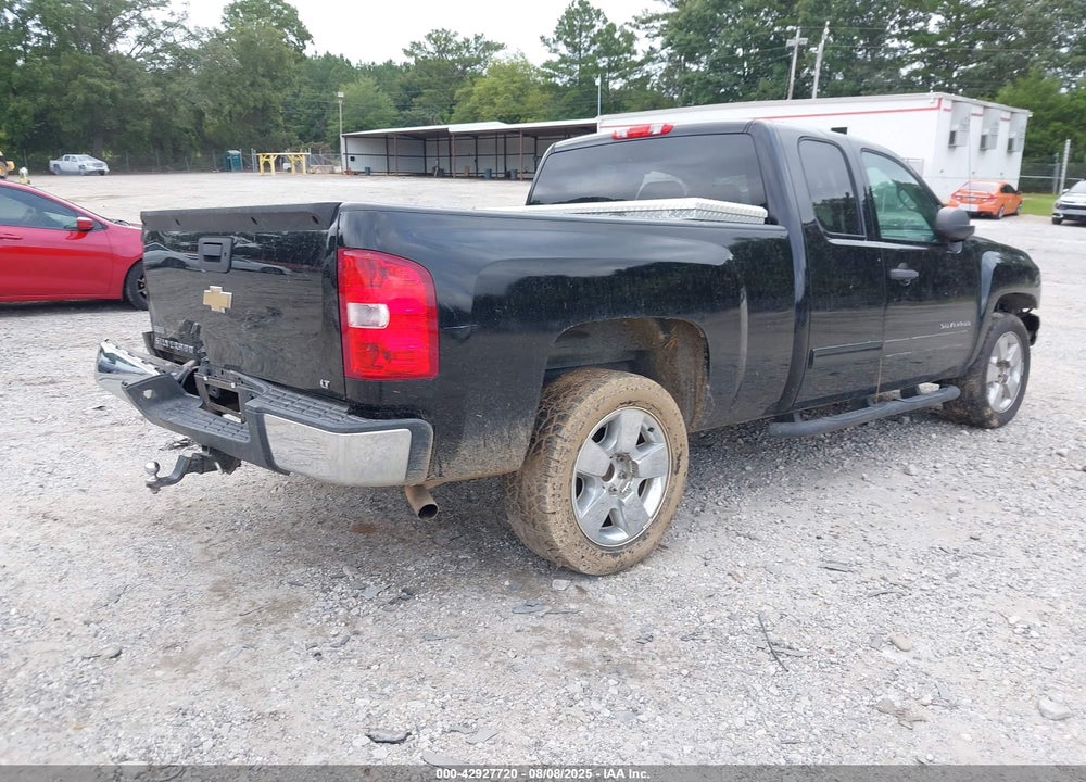 2011 CHEVROLET SILVERADO 1500 VIN: 1GCRCSE09BZ421717
