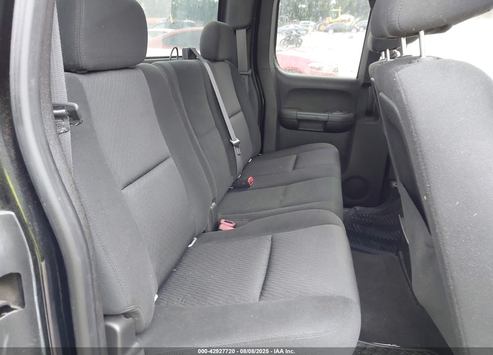 2011 CHEVROLET SILVERADO 1500 VIN: 1GCRCSE09BZ421717