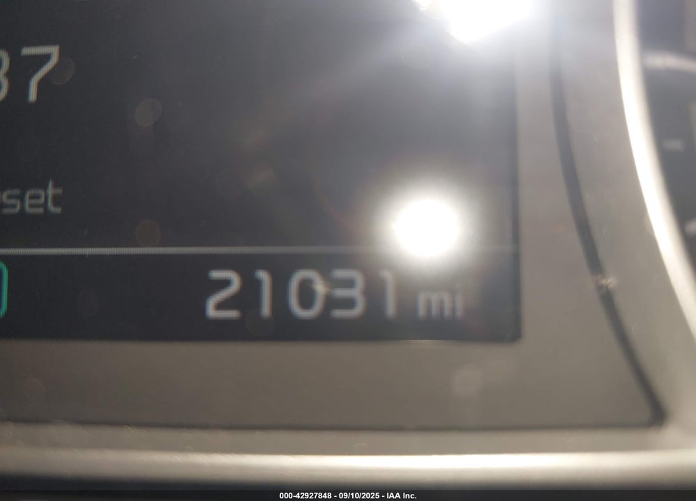 2021 KIA SORENTO S VIN: 5XYRLDLC9MG066798
