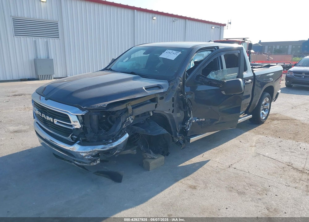 2019 RAM 1500 VIN: 1C6RREFT7KN562745