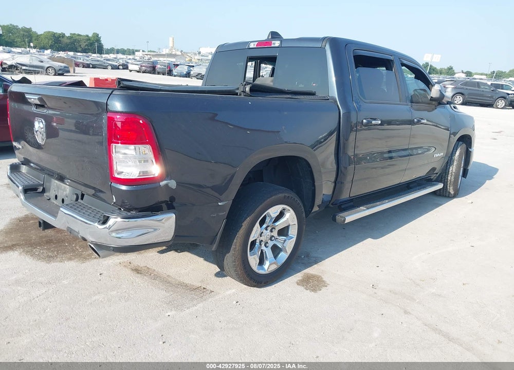 2019 RAM 1500 VIN: 1C6RREFT7KN562745