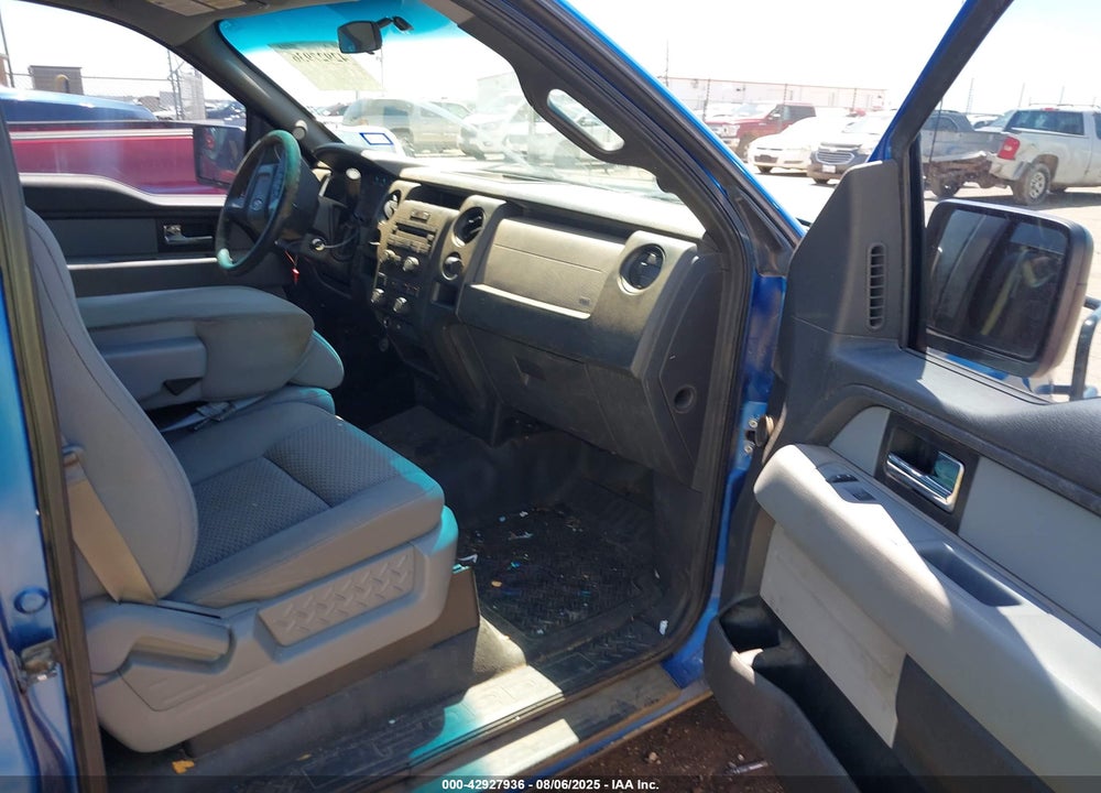2014 FORD F-150 VIN: 1FTMF1CM1EKF04931