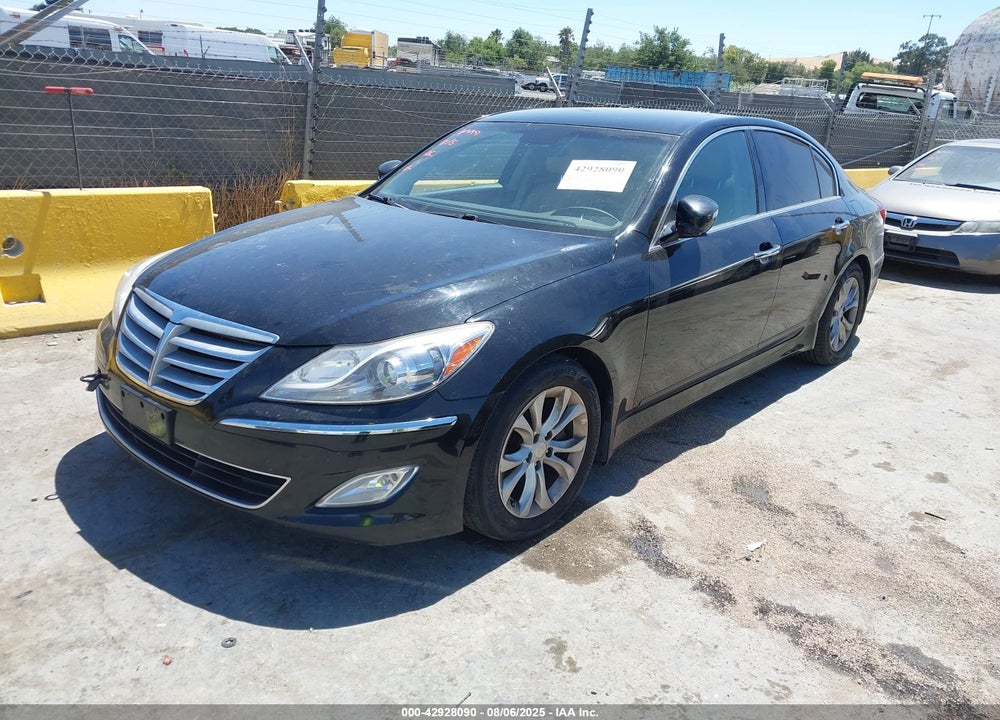 2013 HYUNDAI GENESIS VIN: KMHGC4DD9DU219026