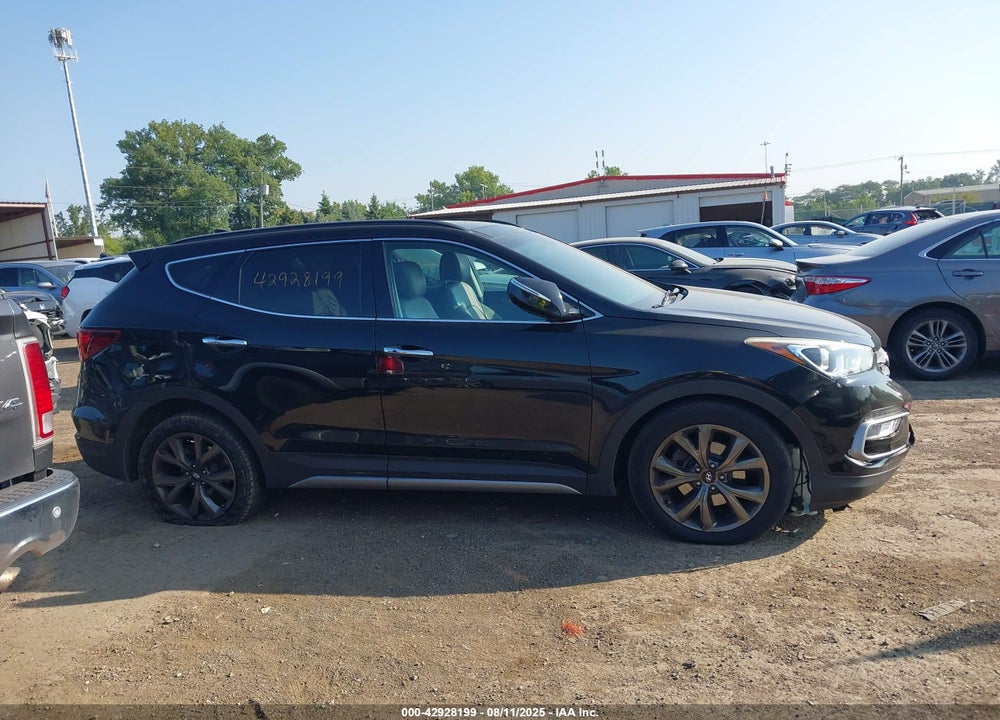 2018 HYUNDAI SANTA FE VIN: 5XYZWDLA7JG512495