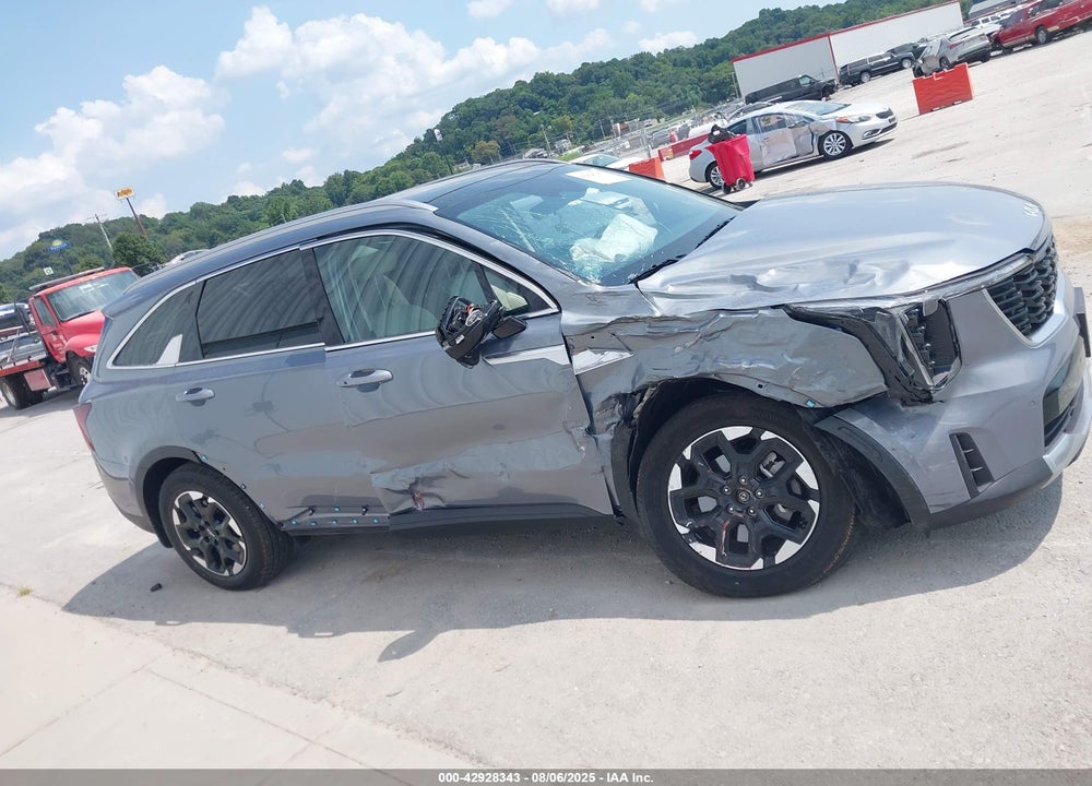 2025 KIA SORENTO S VIN: 5XYRL4JC8SG329654