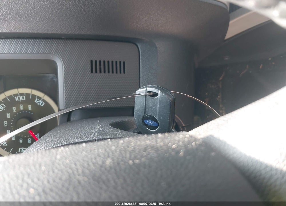 2011 FORD ESCAPE VIN: 1FMCU0DG8BKA04731