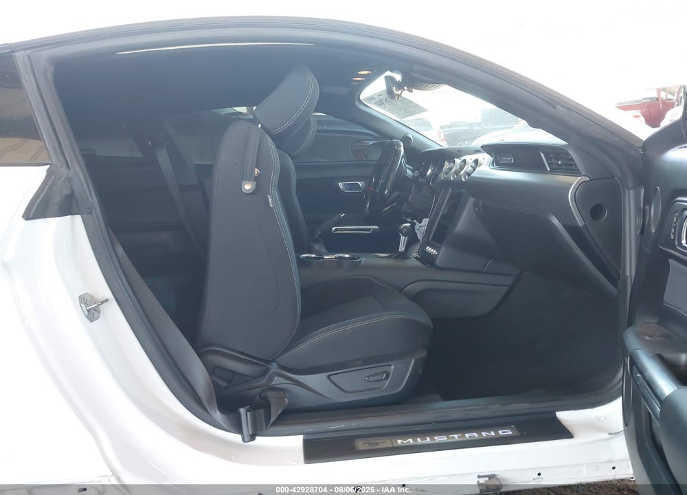 2021 FORD MUSTANG VIN: 1FA6P8CF7M5148164