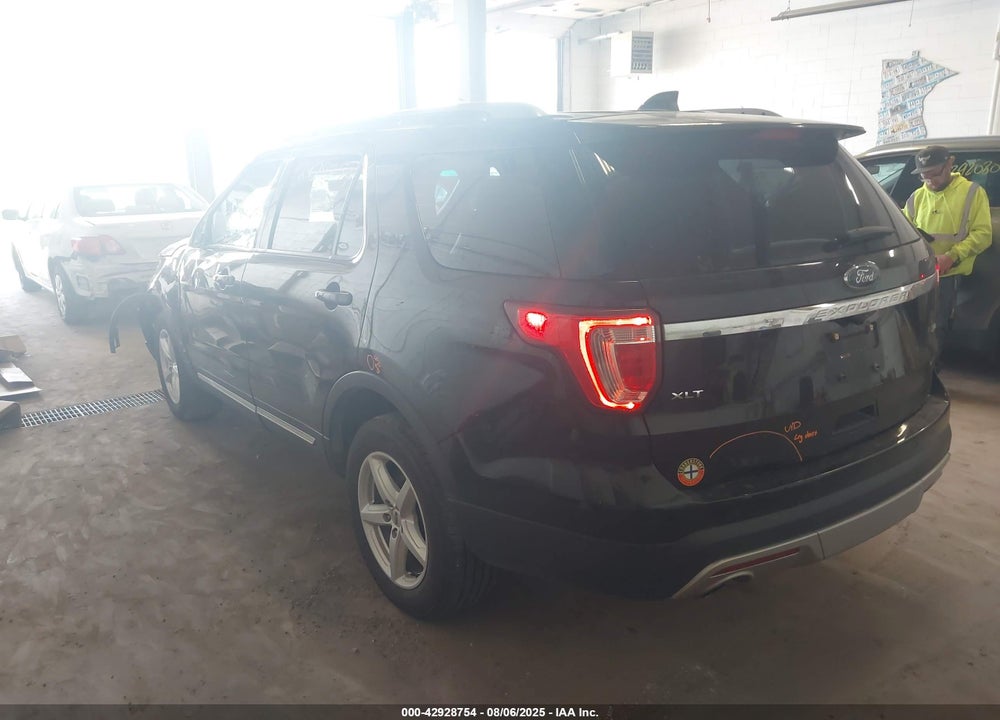 2016 FORD EXPLORER XLT VIN: 1FM5K8D85GGD19602