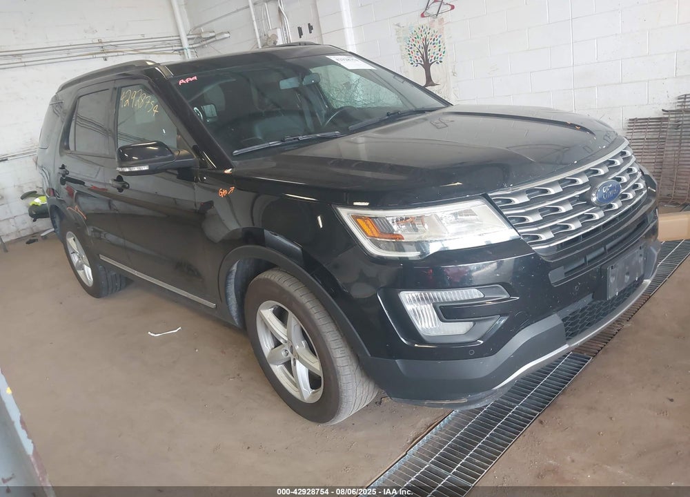 2016 FORD EXPLORER XLT VIN: 1FM5K8D85GGD19602