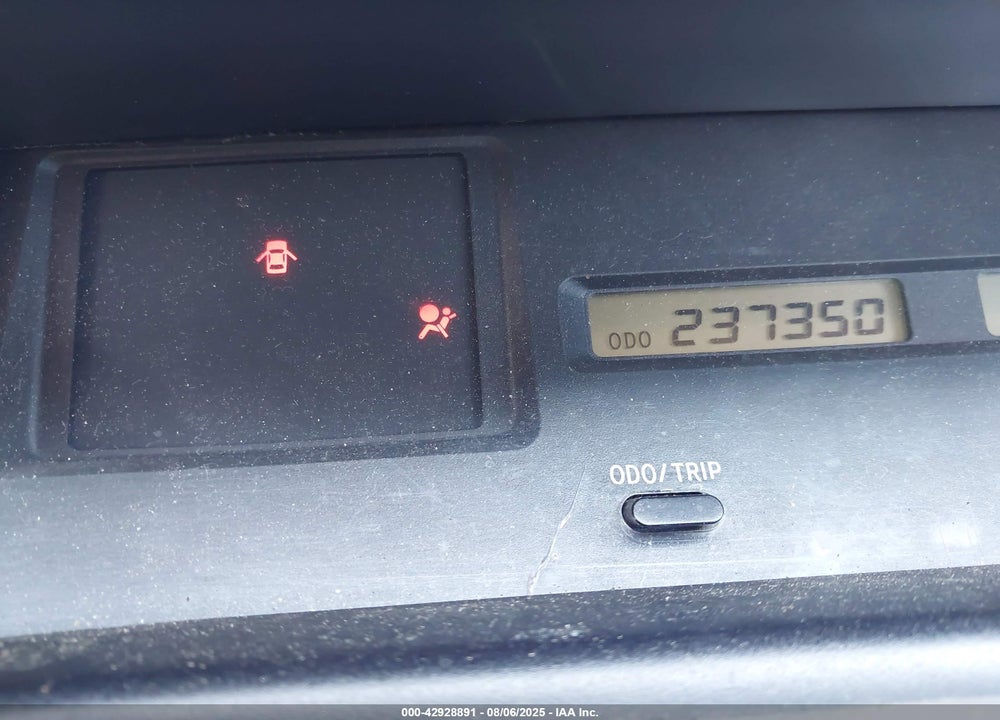 2003 TOYOTA AVALON XL VIN: 4T1BF28B03U304012