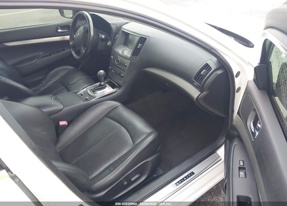 2011 INFINITI G37 VIN: JN1CV6AP8BM508227