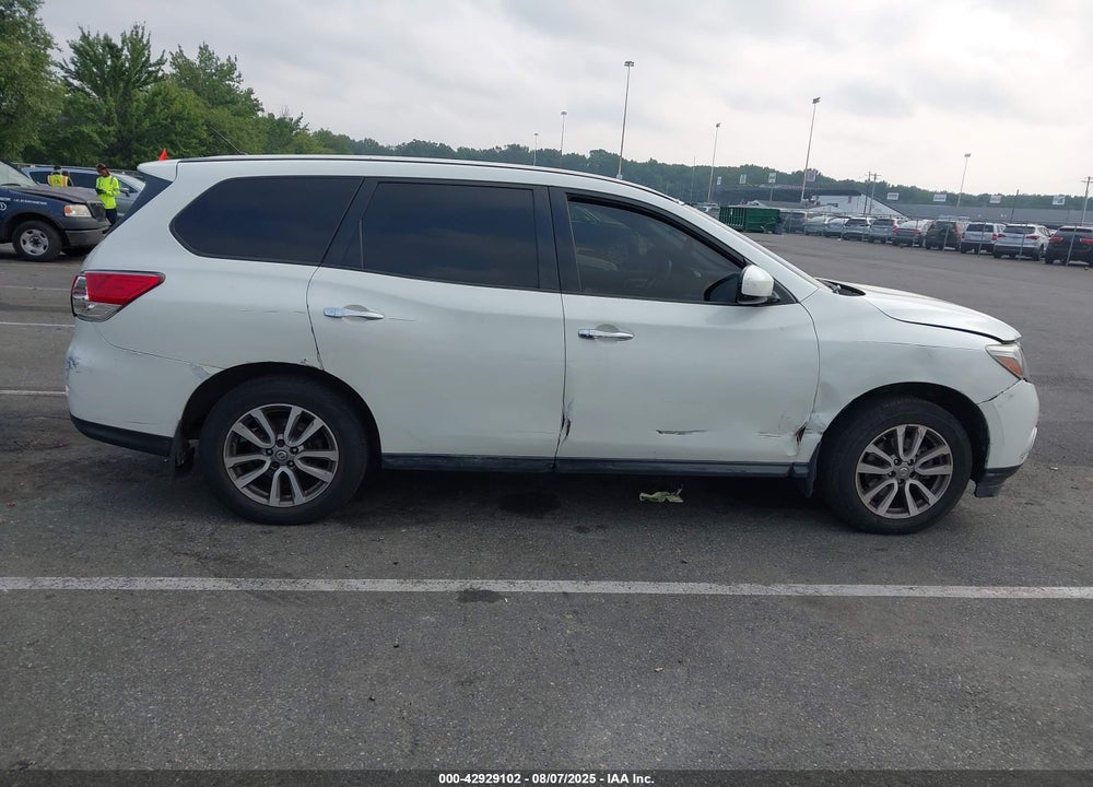 2015 NISSAN PATHFINDER VIN: 5N1AR2MM9FC627155
