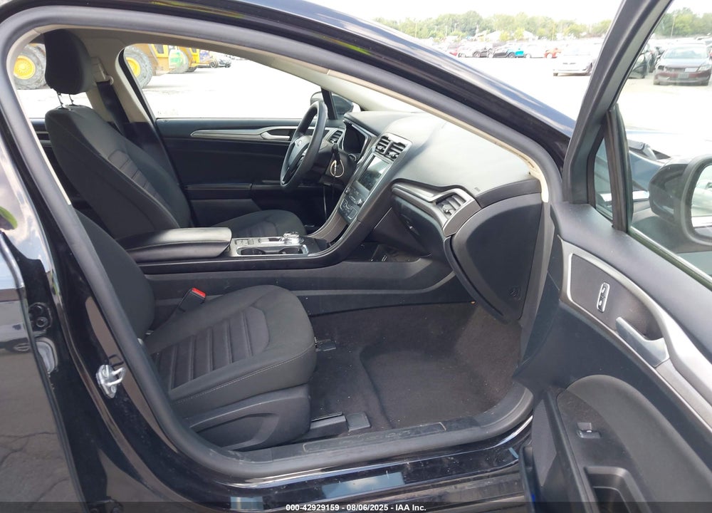 2020 FORD FUSION VIN: 3FA6P0HD3LR248069