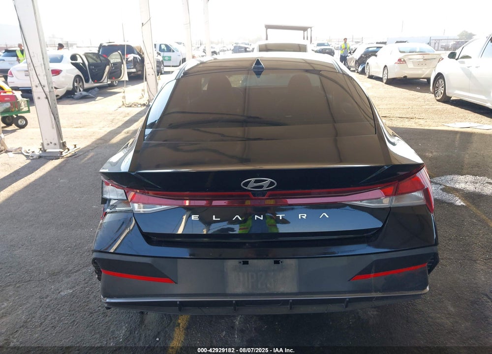 2024 HYUNDAI ELANTRA VIN: KMHLM4DG0RU759331