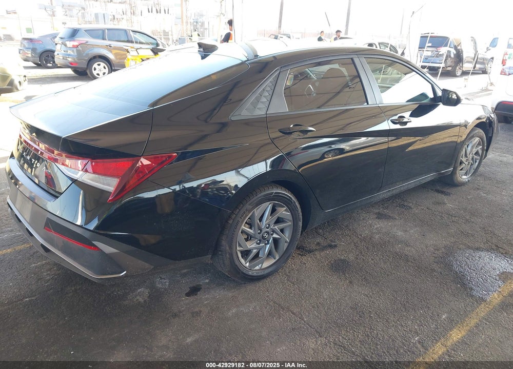 2024 HYUNDAI ELANTRA VIN: KMHLM4DG0RU759331
