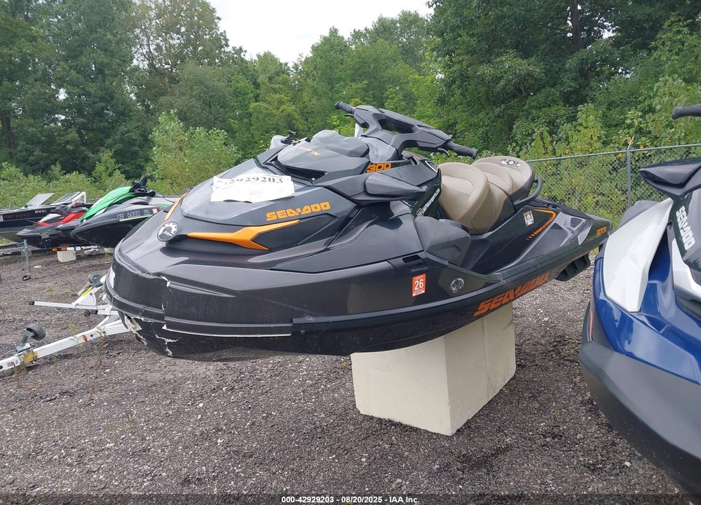 2021 SEADOO SEADOO VIN: YDV78955D121