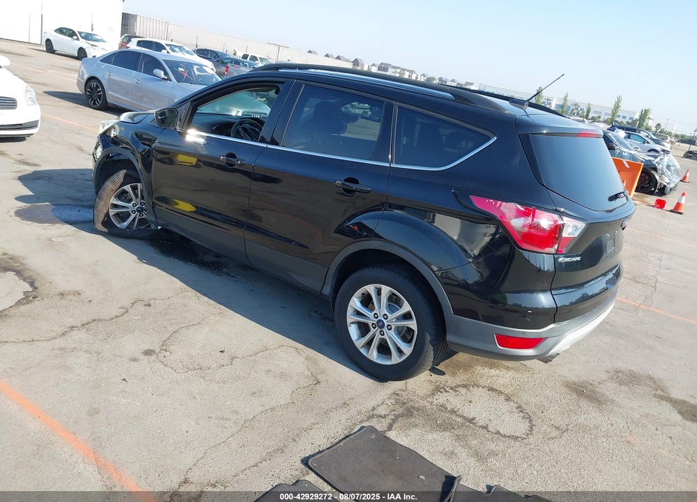 2018 FORD ESCAPE SE VIN: 1FMCU0GD1JUA74057
