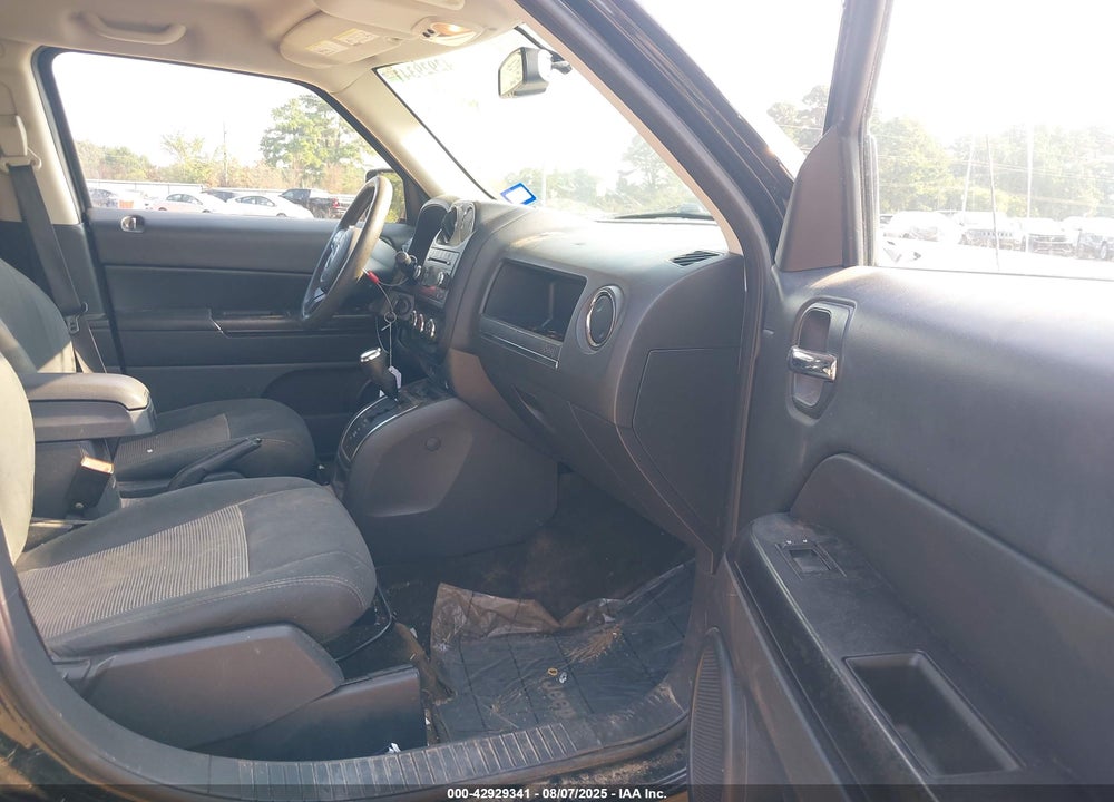 2016 JEEP PATRIOT VIN: 1C4NJPBA1GD687753
