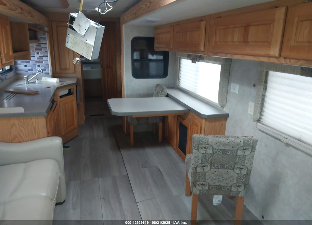 2004 ROADMASTER RAIL AE-STACKED RAIL VIN: 1RF62464642030709