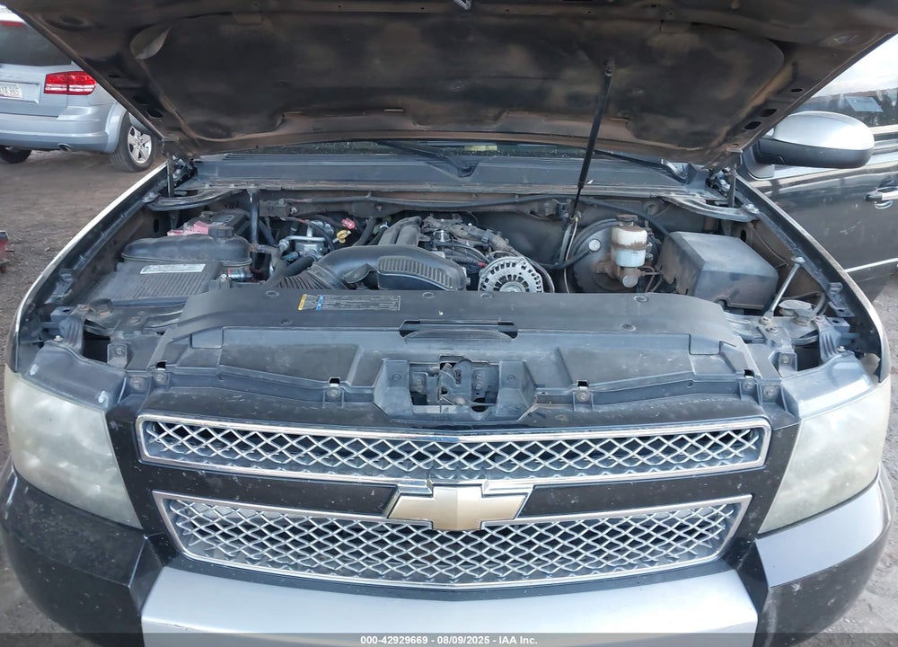 2007 CHEVROLET TAHOE LT VIN: 1GNFK13047R429242