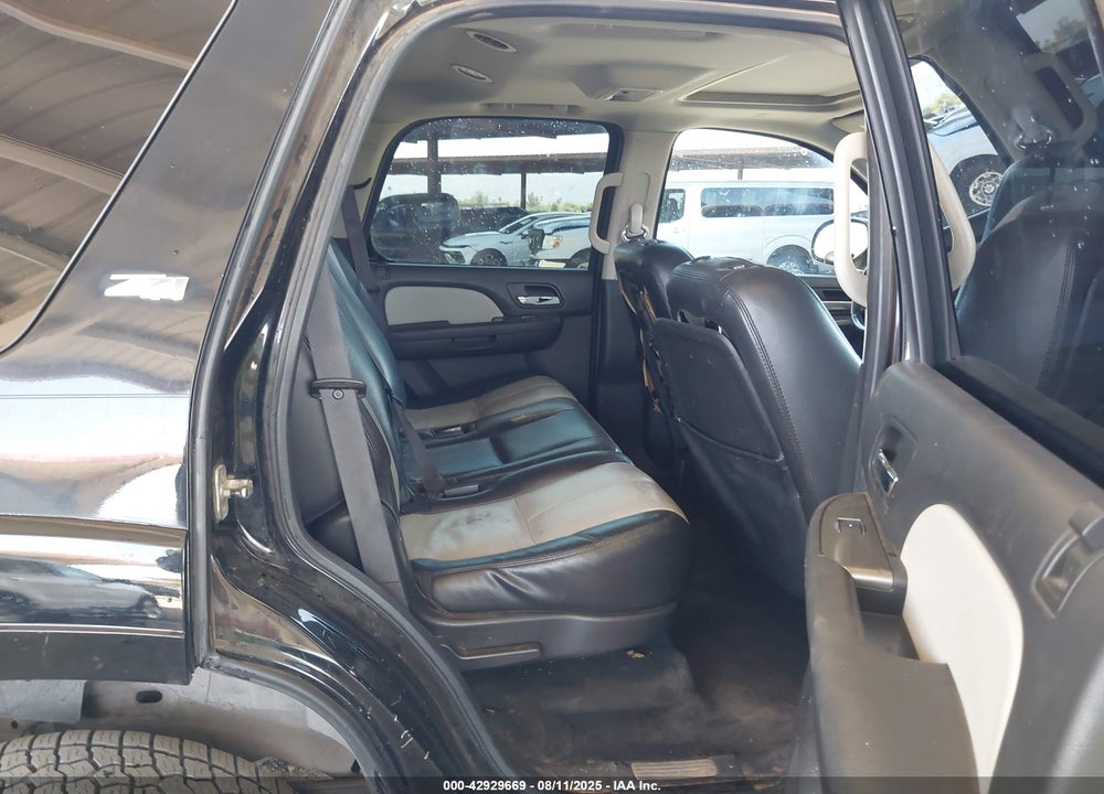 2007 CHEVROLET TAHOE LT VIN: 1GNFK13047R429242