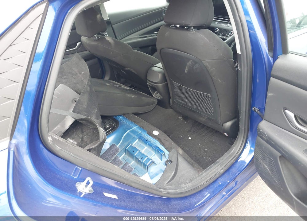 2024 HYUNDAI ELANTRA VIN: KMHLS4DG4RU780530