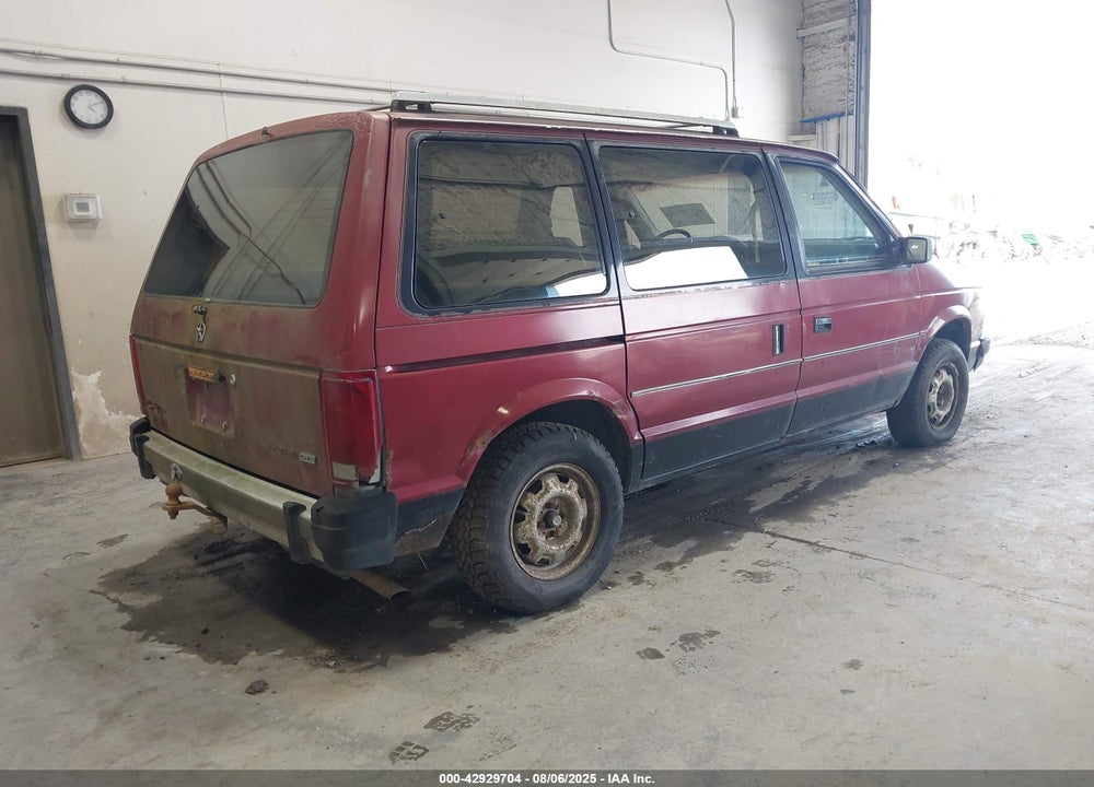1985 PLYMOUTH VOYAGER SE VIN: 2P4FH41C2FR348380