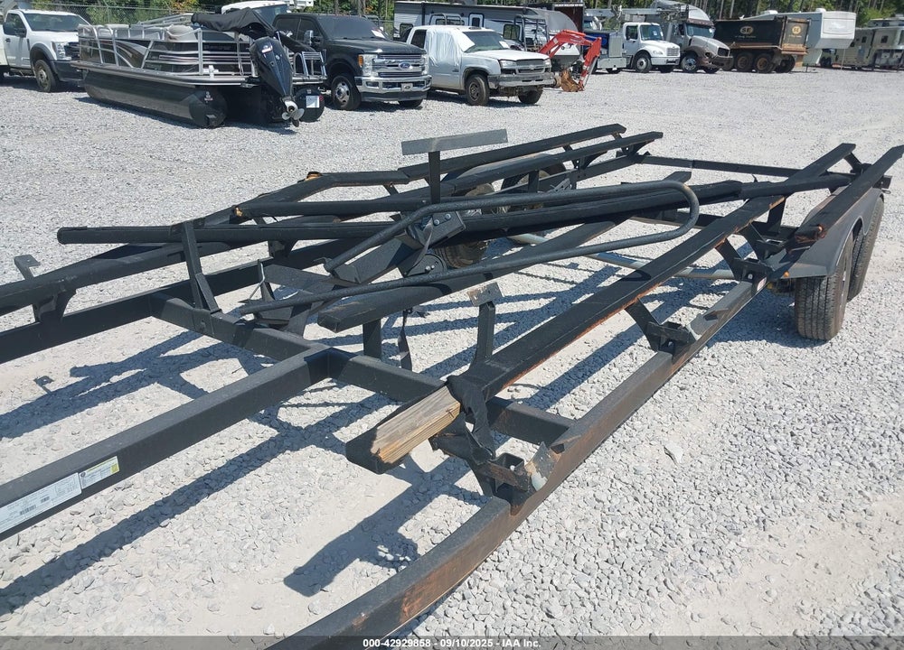 2023 WHITE RIVER MARINE GROUP MARINE GROUP VIN: 7J513CR24PB001235