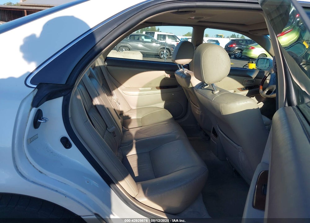 2001 LEXUS ES 300 VIN: JT8BF28G210327293