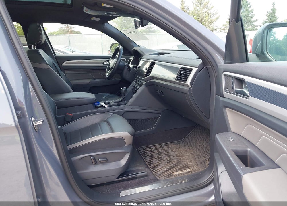 2021 VOLKSWAGEN ATLAS CROSS SPORT VIN: 1V2FE2CA8MC221229