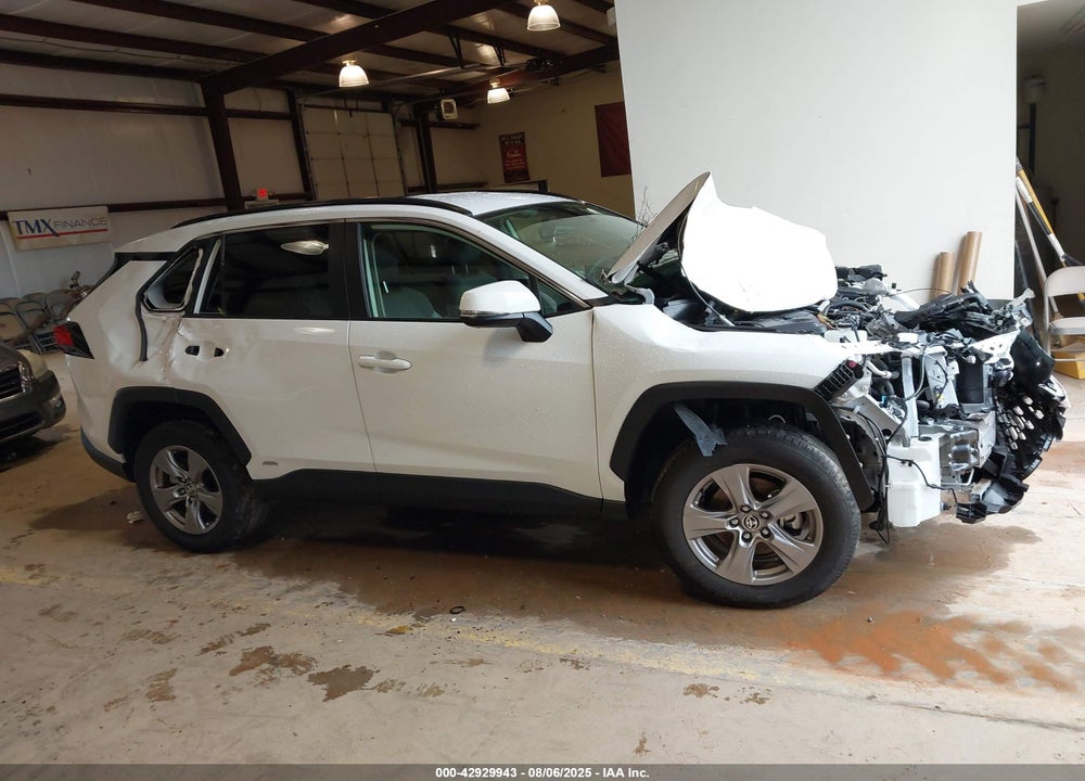 2024 TOYOTA RAV4 HYBRID XLE VIN: JTMRWRFV7RD244456