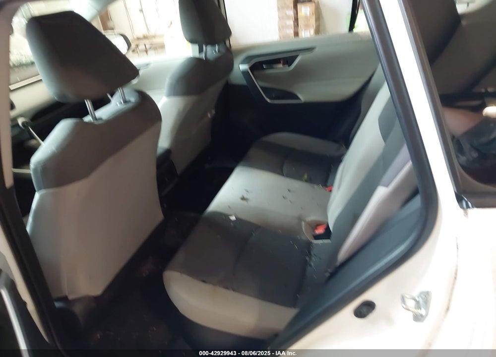2024 TOYOTA RAV4 HYBRID XLE VIN: JTMRWRFV7RD244456