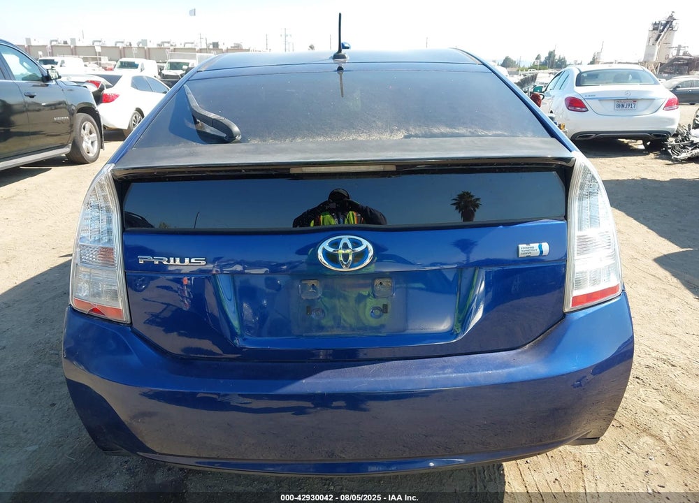 2011 TOYOTA PRIUS VIN: JTDKN3DU6B0268353