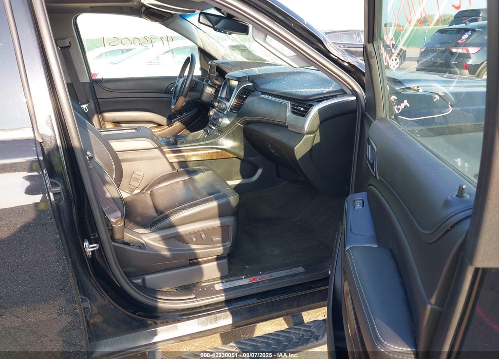 2017 CHEVROLET SUBURBAN VIN: 1GNSKHKC8HR267507