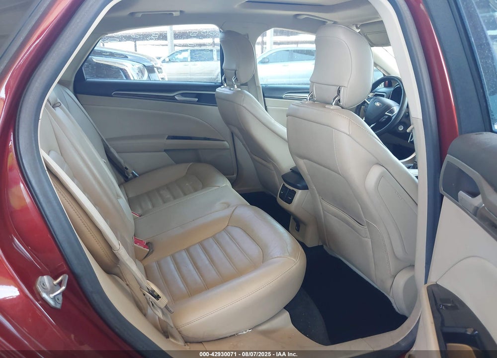 2014 FORD FUSION SE VIN: 3FA6P0HDXER111925