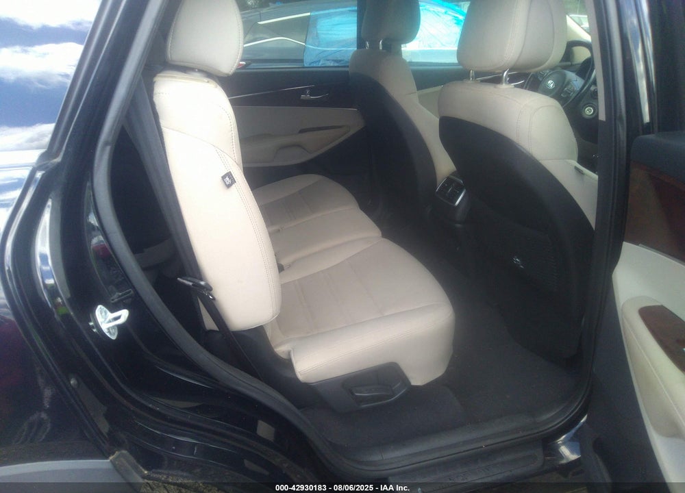 2016 KIA SORENTO 2.4L LX VIN: 5XYPG4A36GG086381