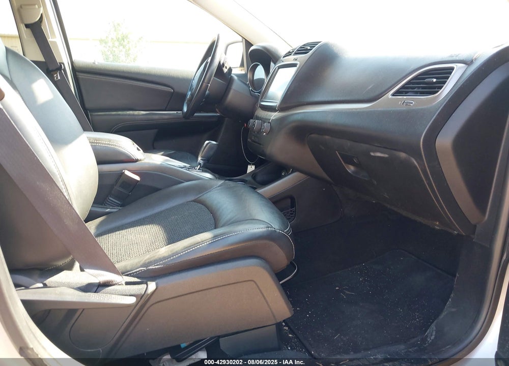 2018 DODGE JOURNEY VIN: 3C4PDDGGXJT516948