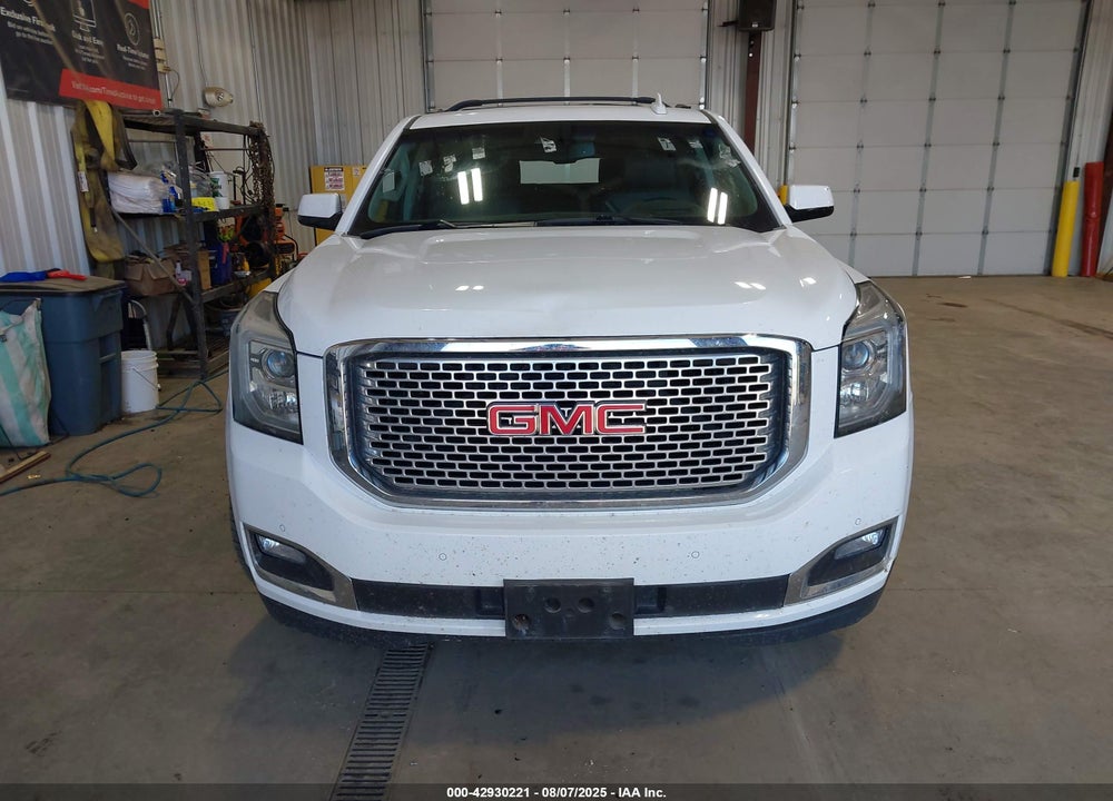 2016 GMC YUKON XL VIN: 1GKS2HKJXGR403033