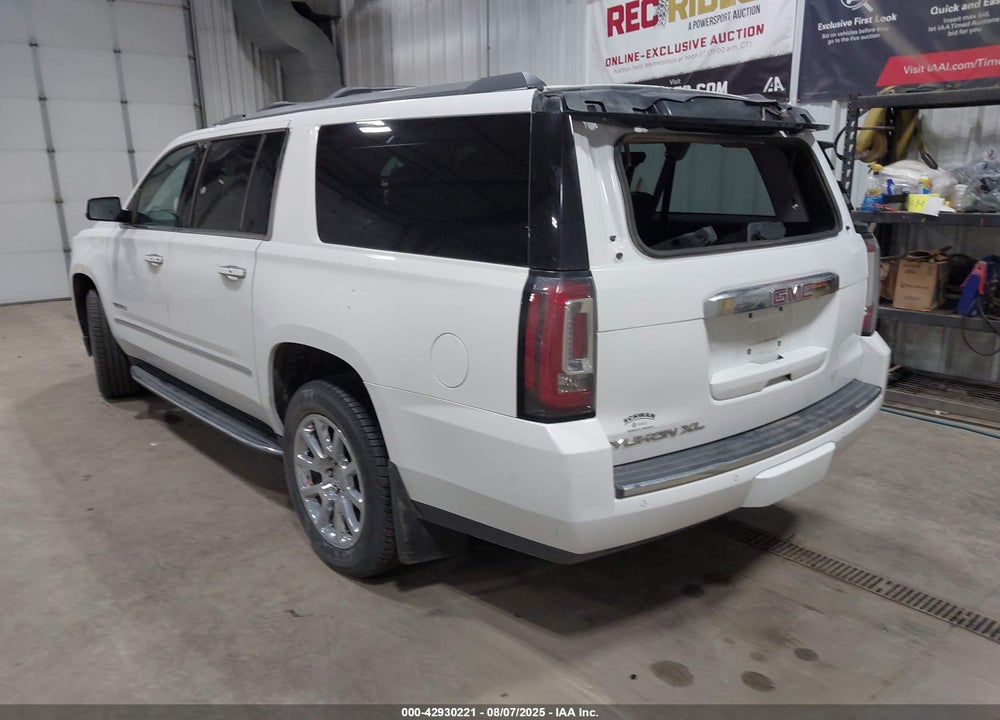 2016 GMC YUKON XL VIN: 1GKS2HKJXGR403033