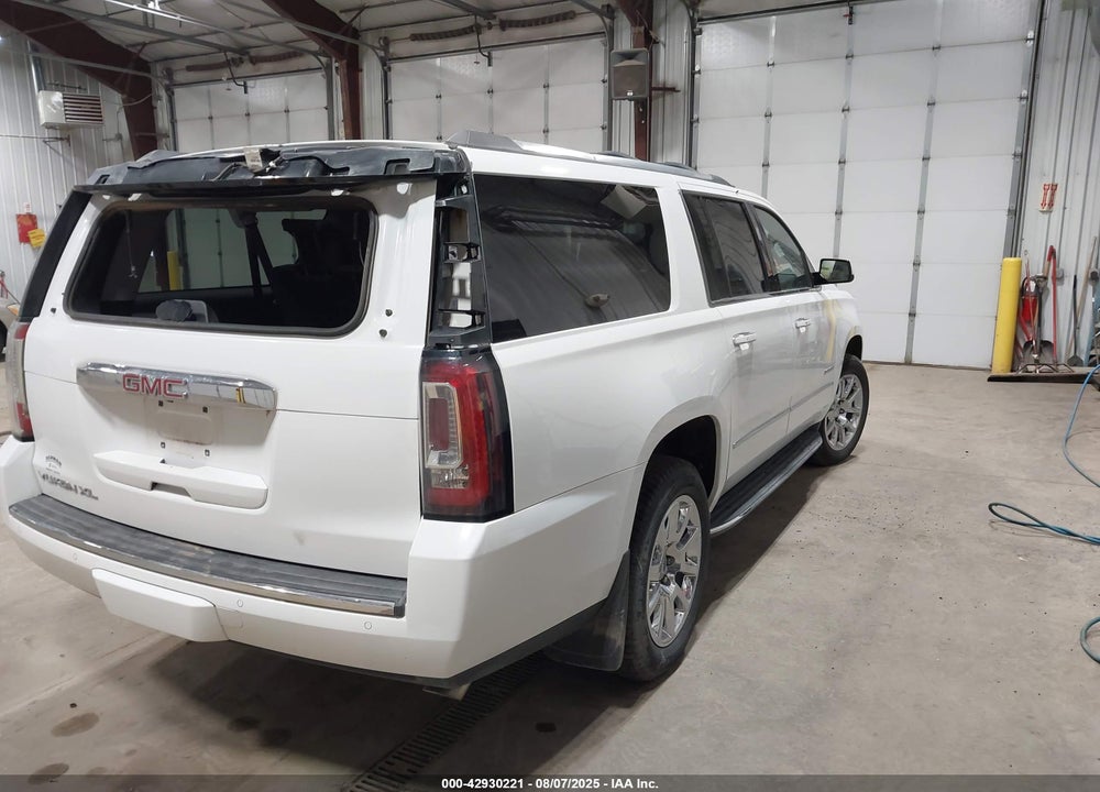 2016 GMC YUKON XL VIN: 1GKS2HKJXGR403033