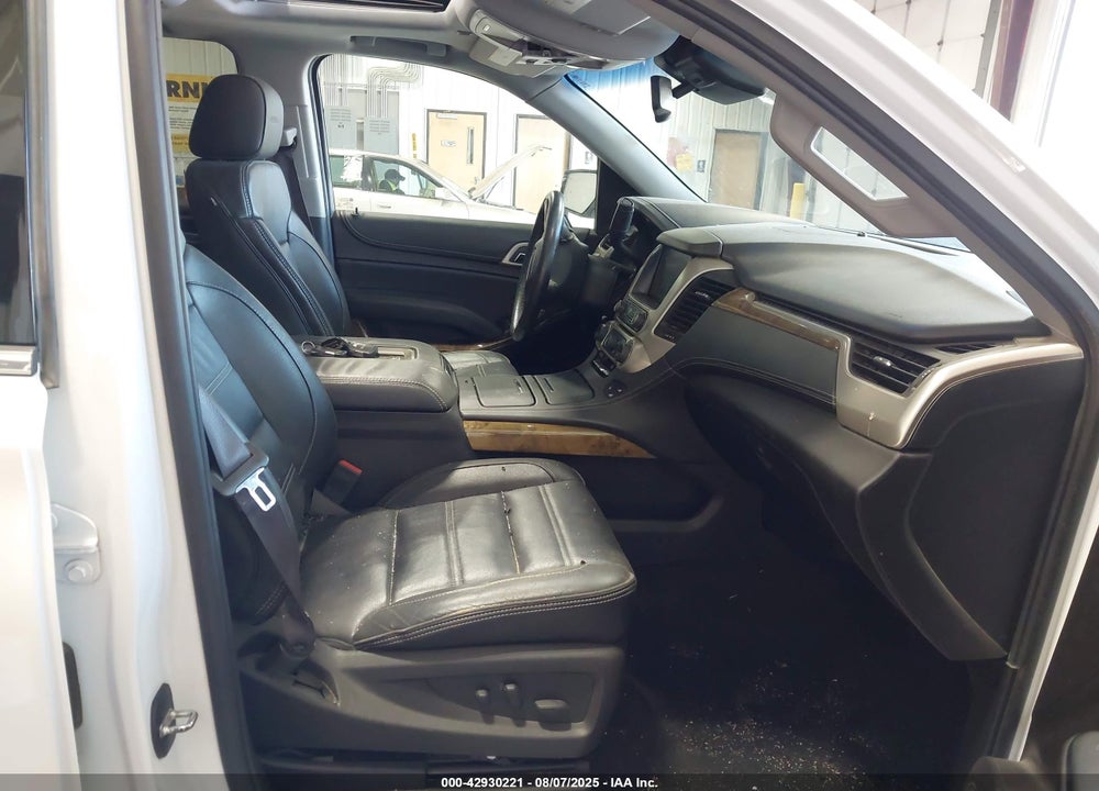 2016 GMC YUKON XL VIN: 1GKS2HKJXGR403033