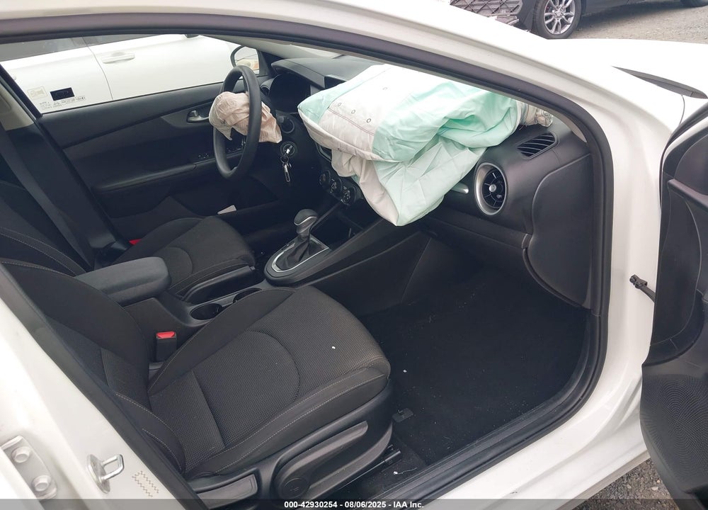 2020 KIA FORTE VIN: 3KPF24AD6LE209204
