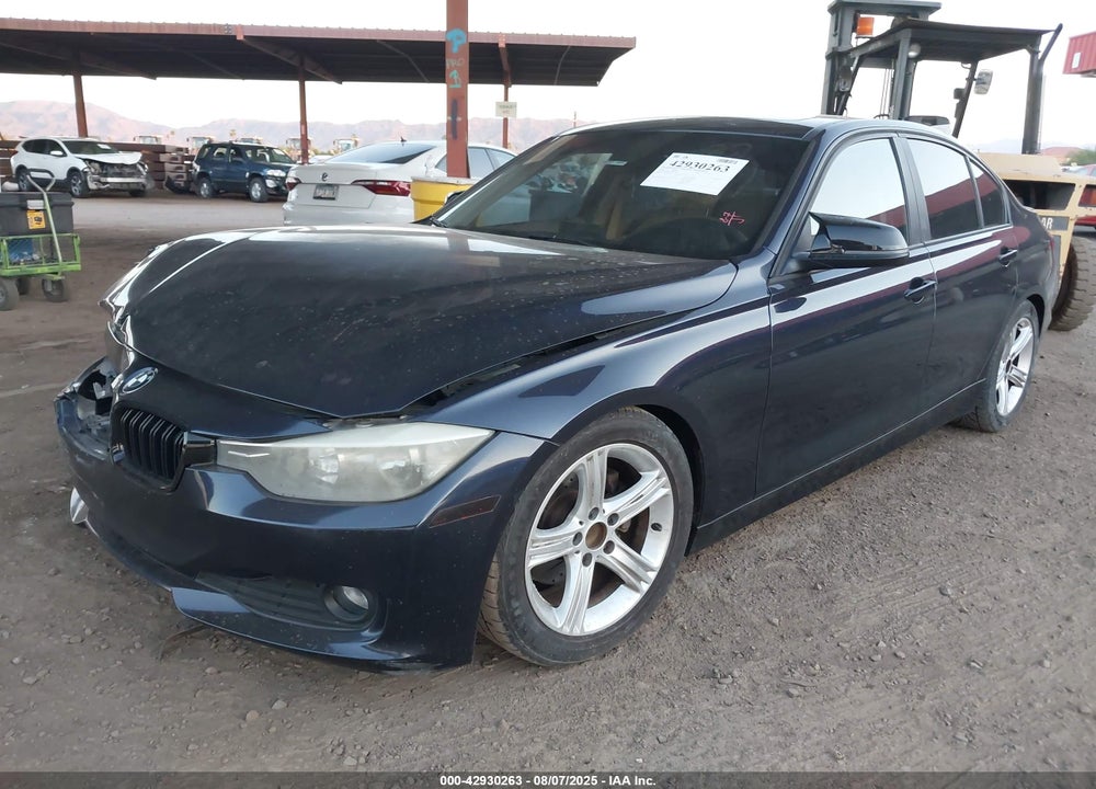 2014 BMW 3 SERIES VIN: WBA3B1C55EP679165