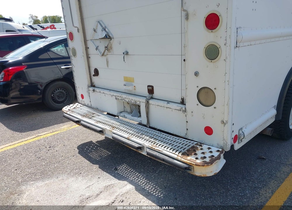 2007 FORD E-350 STRIPPED VIN: 1FCKE39L27DA68294