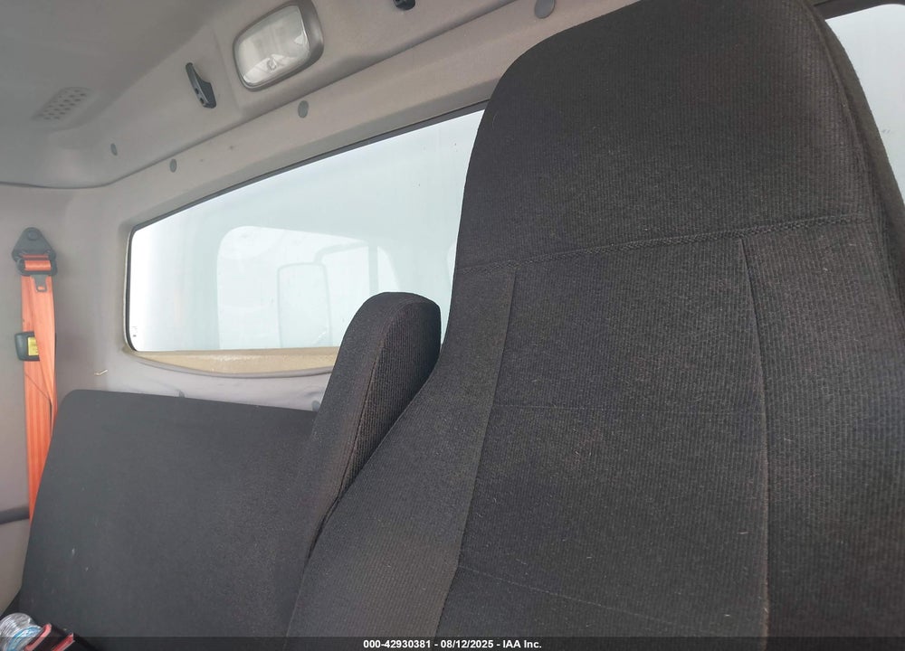 2018 FREIGHTLINER M2 106 VIN: 1FVACWFA9JHJR4372
