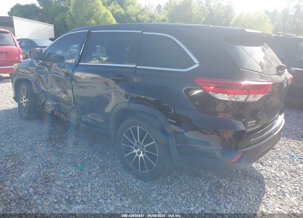 2017 TOYOTA HIGHLANDER SE VIN: 5TDKZRFHXHS520893