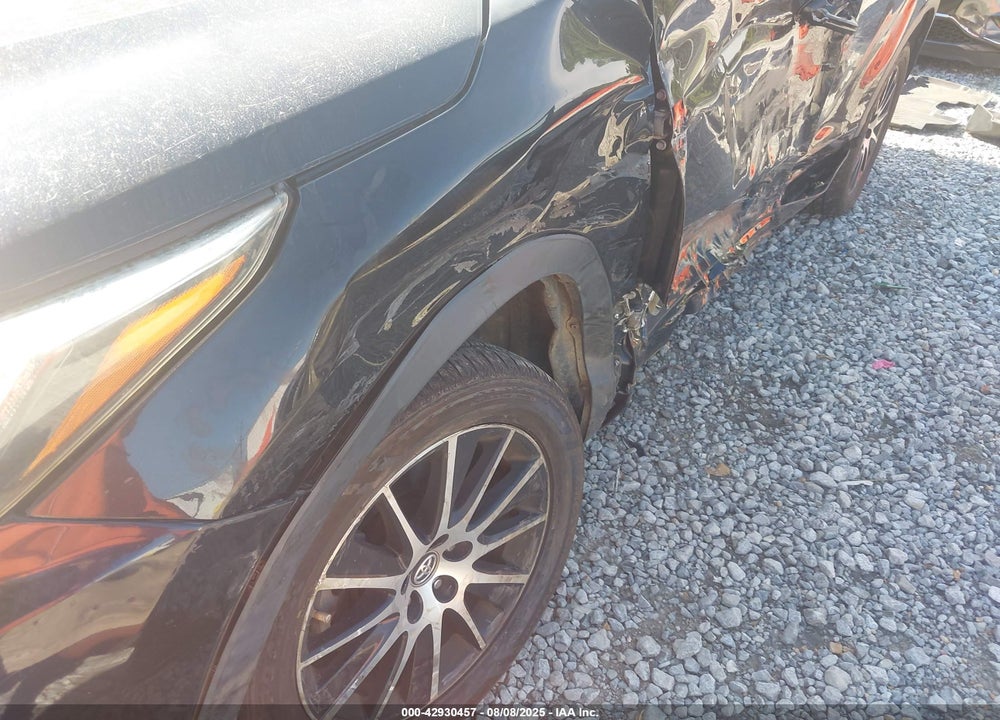 2017 TOYOTA HIGHLANDER SE VIN: 5TDKZRFHXHS520893