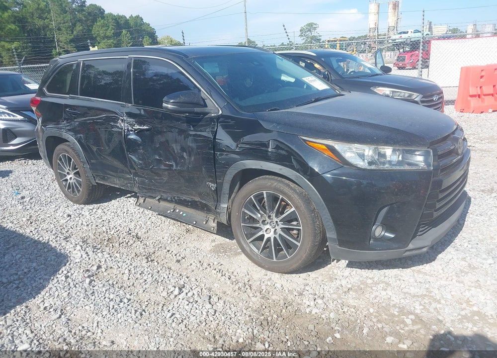 2017 TOYOTA HIGHLANDER SE VIN: 5TDKZRFHXHS520893